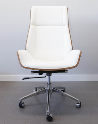 Кресло из натуральной кожи, каркас дерево арт. FX-BC06 - купить в Кисловодске. Цена 34 820.52 руб.